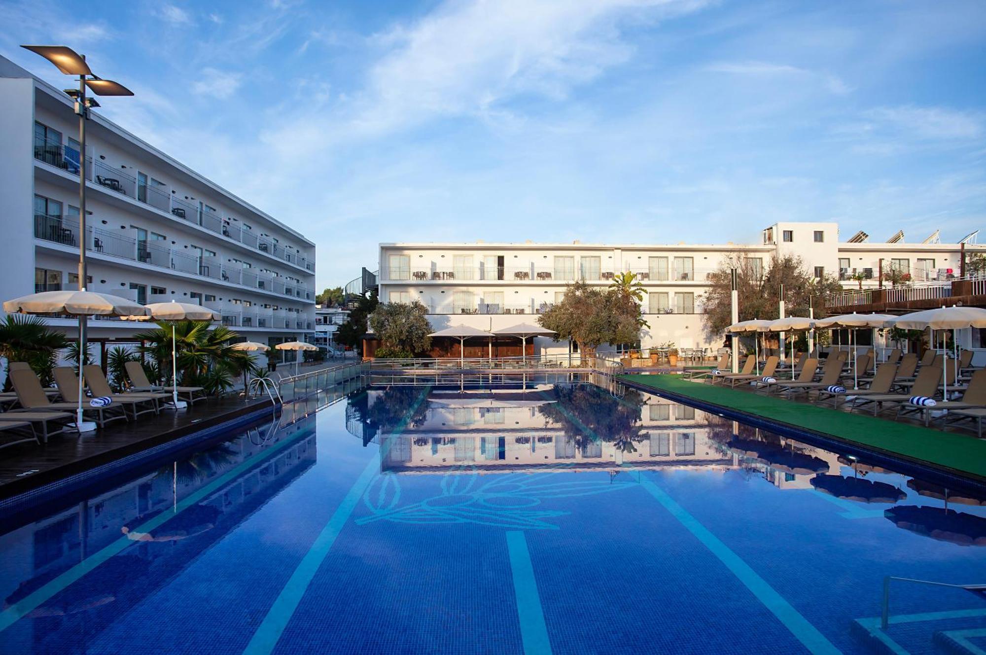 Hotel Puchet Ibiza San Antonio  Exteriör bild