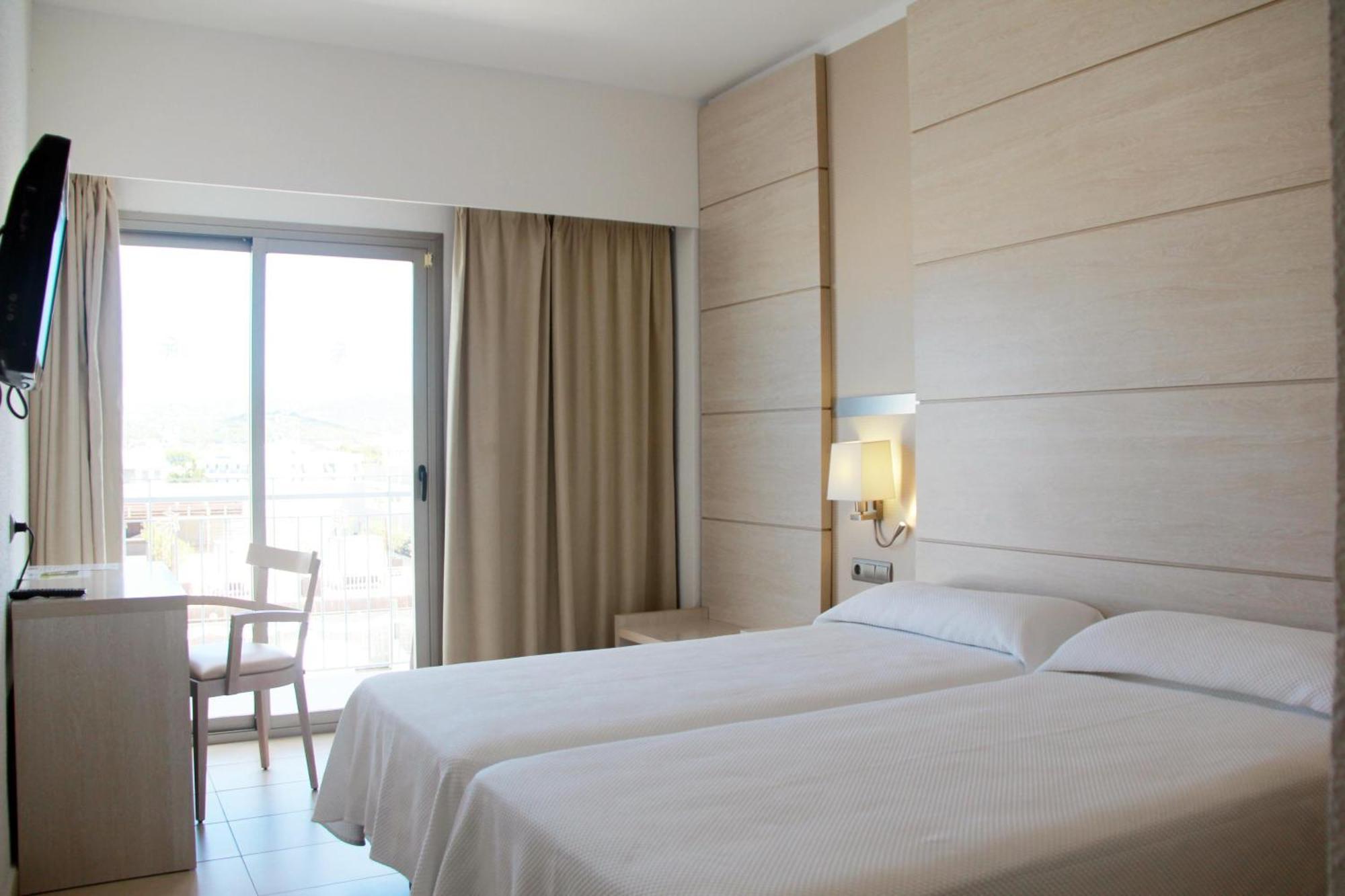 Hotel Puchet Ibiza San Antonio  Exteriör bild