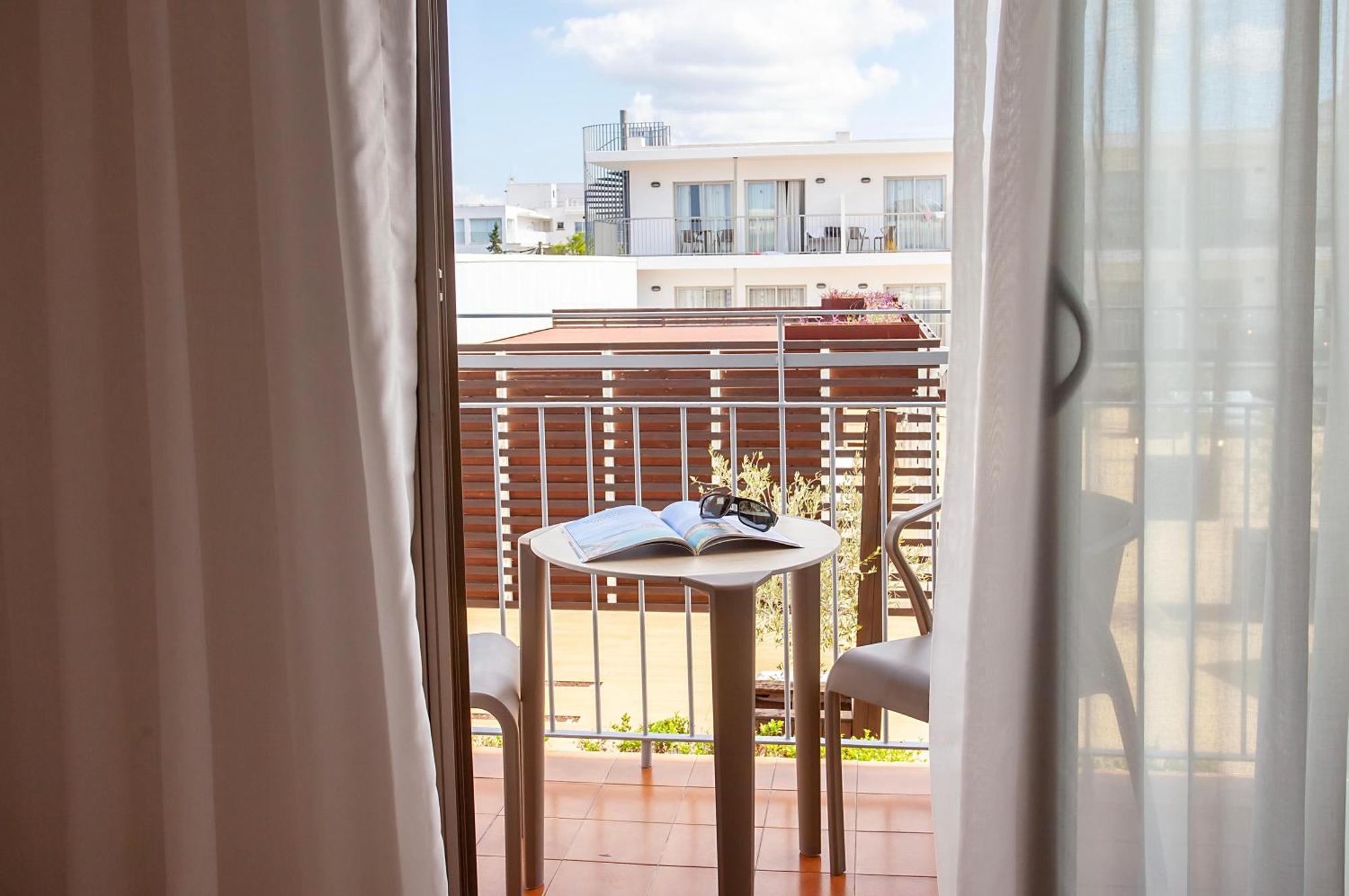 Hotel Puchet Ibiza San Antonio  Exteriör bild