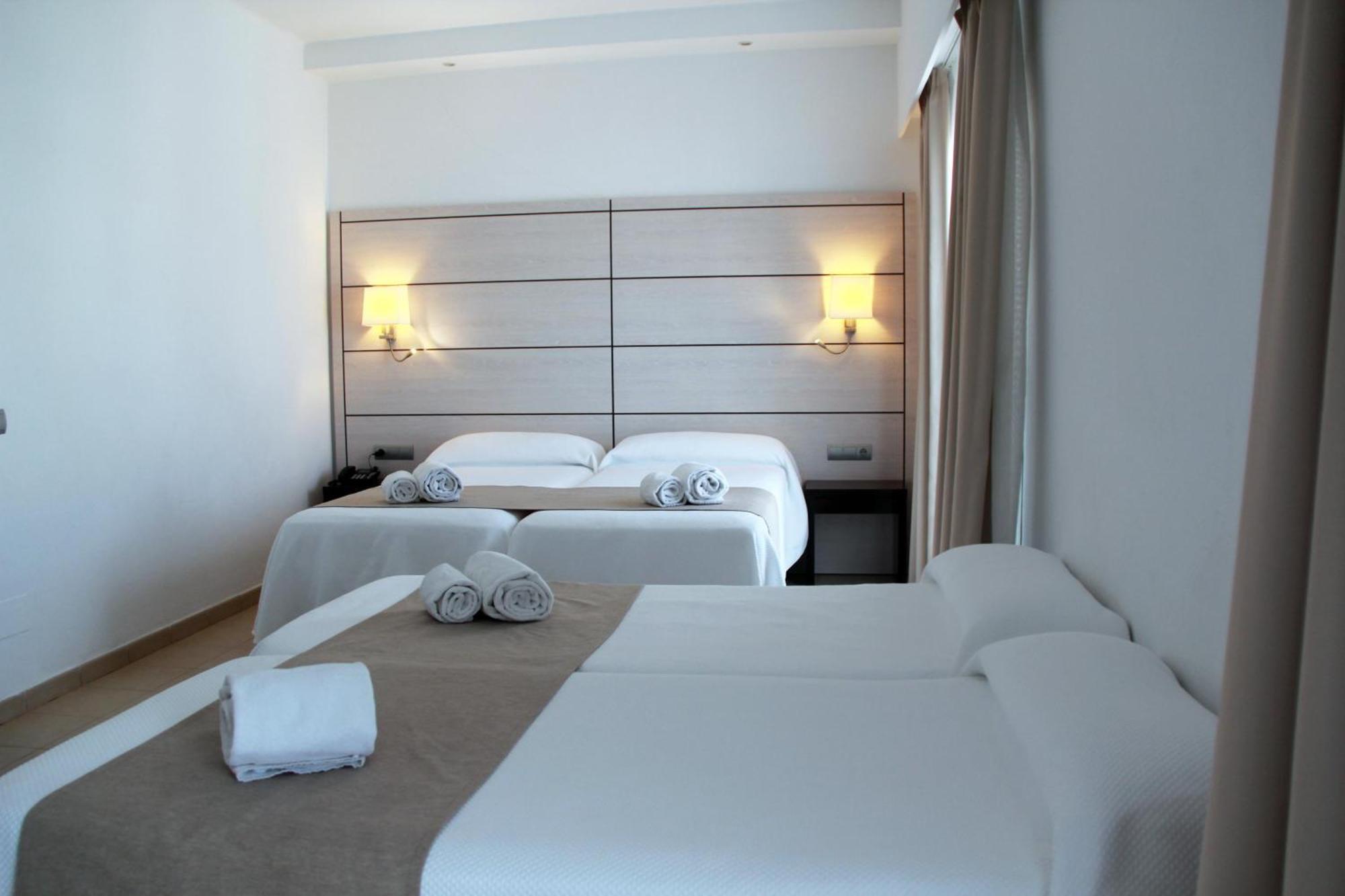 Hotel Puchet Ibiza San Antonio  Exteriör bild