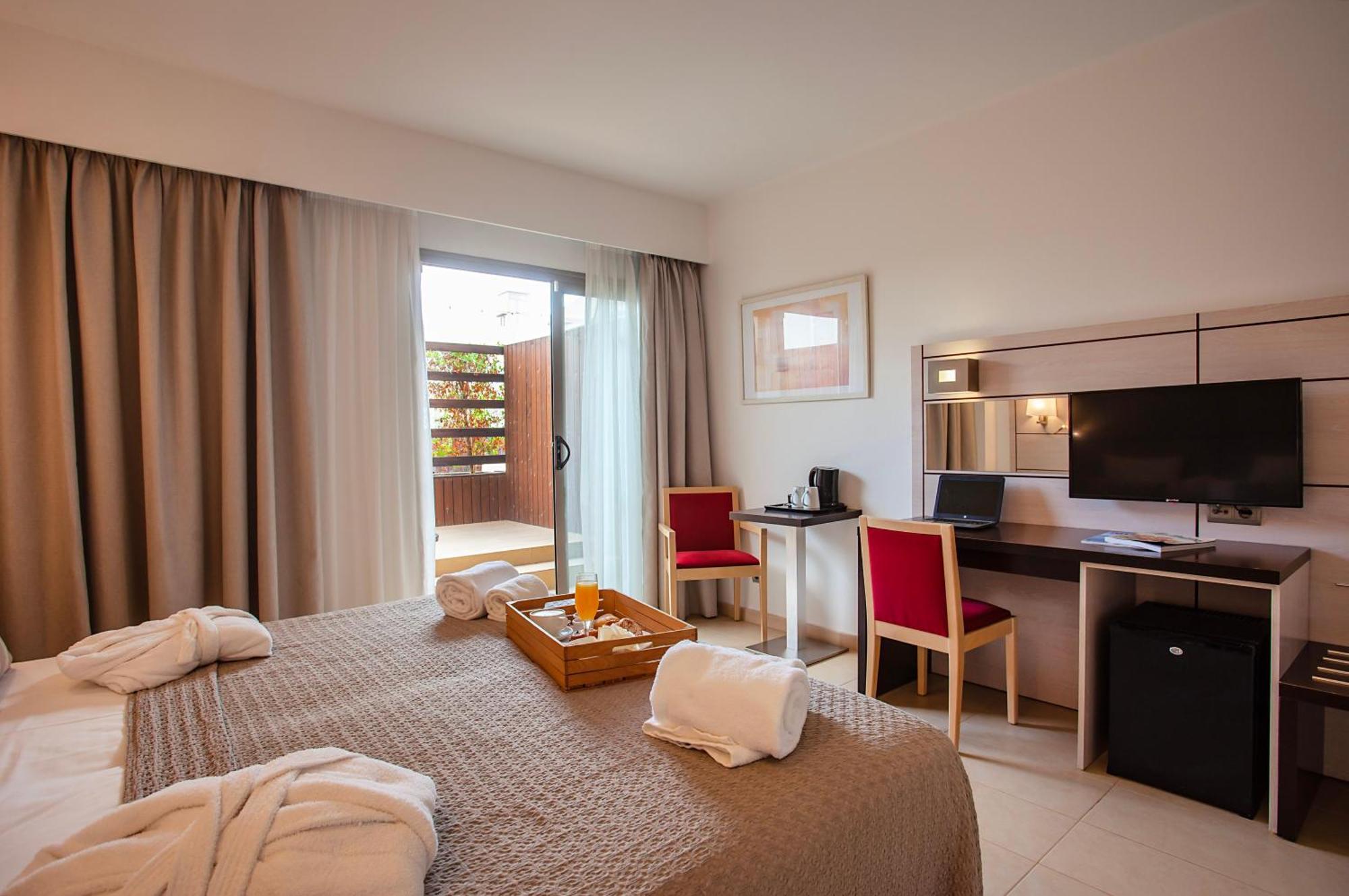 Hotel Puchet Ibiza San Antonio  Exteriör bild