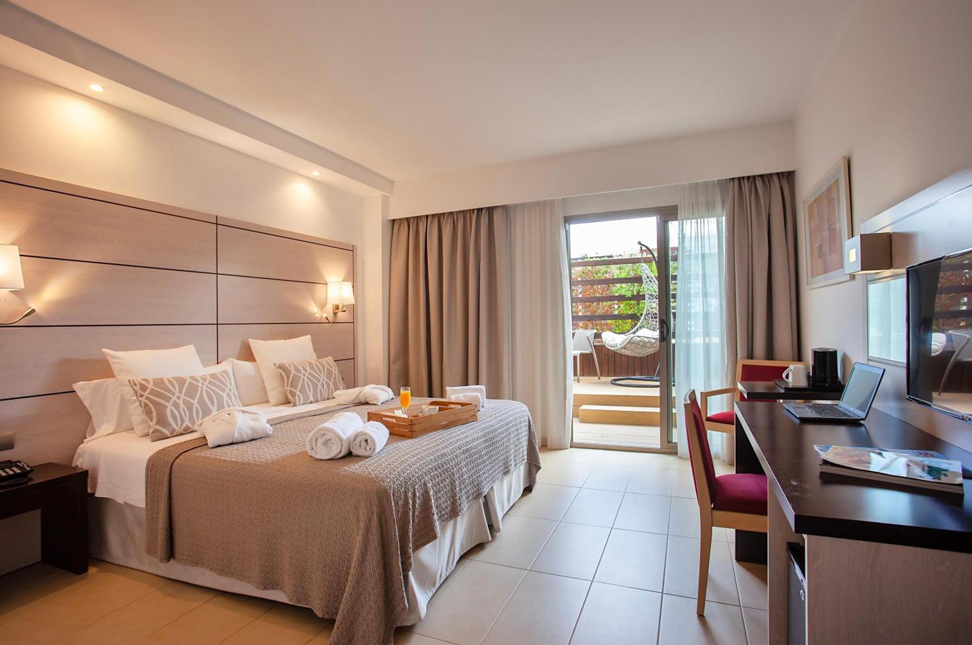 Hotel Puchet Ibiza San Antonio  Exteriör bild