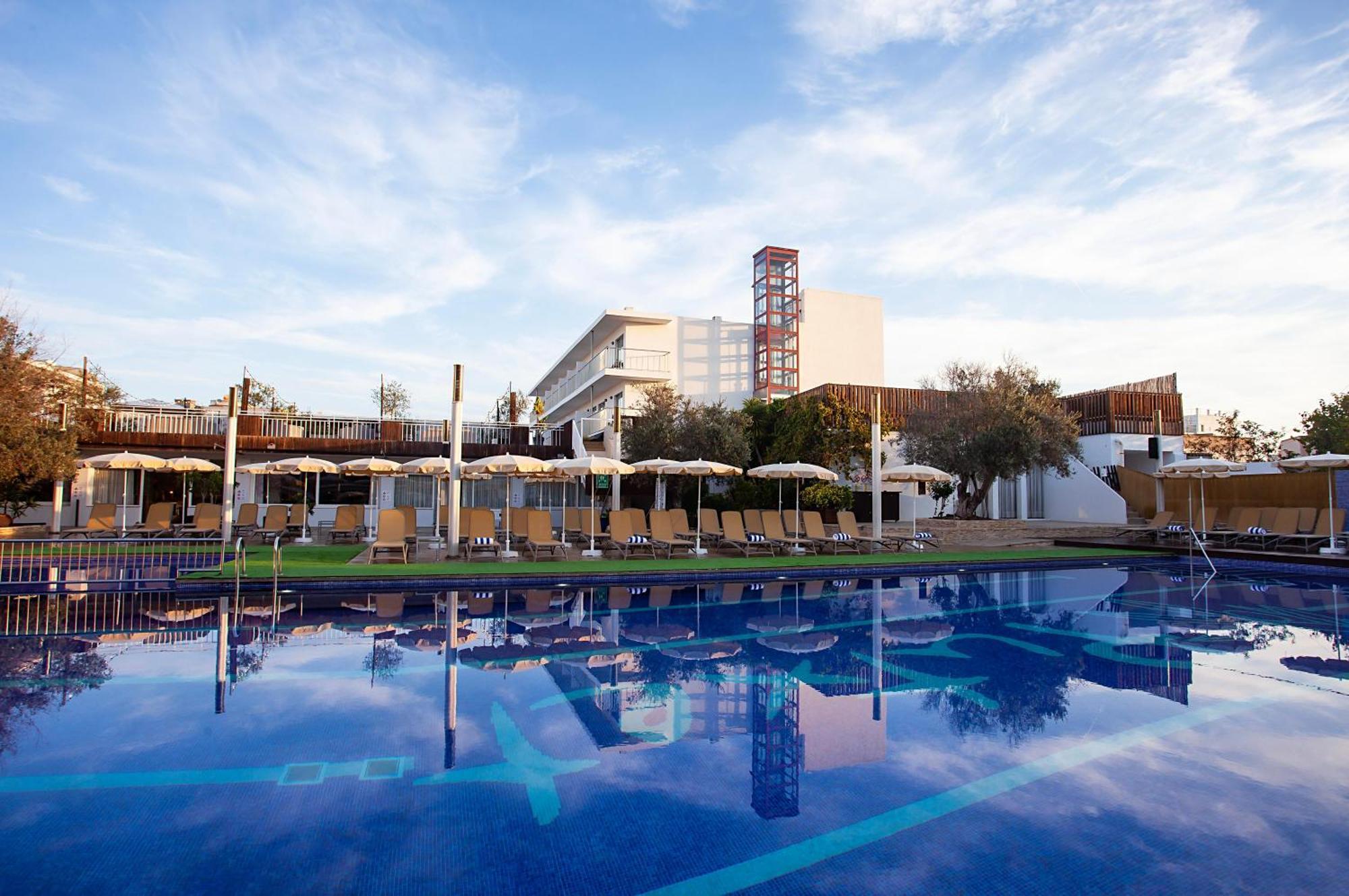 Hotel Puchet Ibiza San Antonio  Exteriör bild