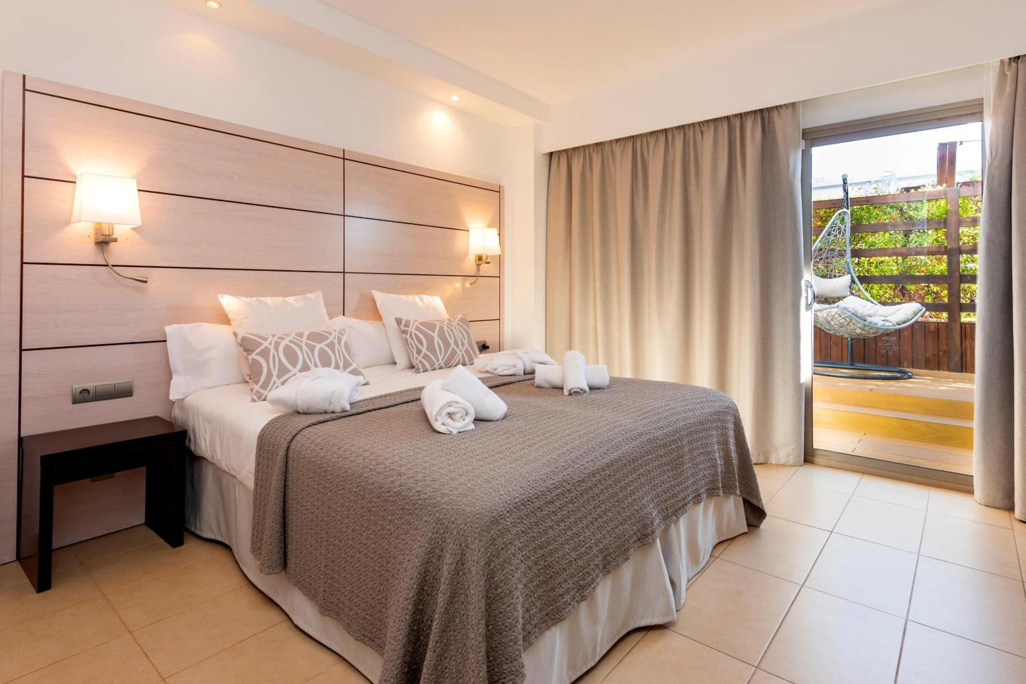 Hotel Puchet Ibiza San Antonio  Exteriör bild